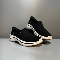 스케쳐스 SGR 2024 여성용 박은빈과 함께하는 편안한 쿠션감과 가벼운 무게 스케쳐스 지금 바로 착용해보세요! SP0WWCEX071 BKW 고워크 아치핏 슬립인스 2.0