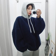 갠소 뽀글이 양털 배색 후드티