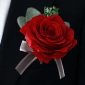 THE FLOWERMARKET 高級玫瑰胸花, 紅色