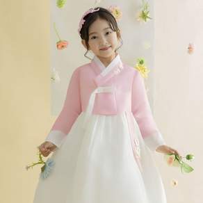 Gaon Hanbok Yeoyeon 粉紅白花女童韓服套裝AW182