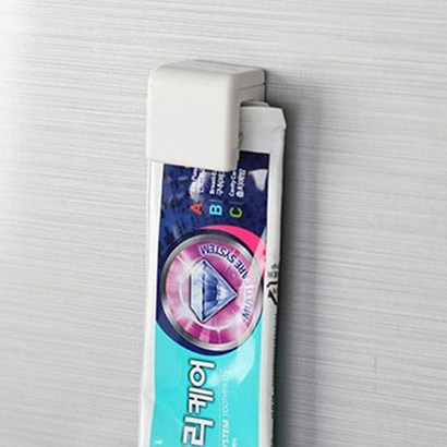 간편한 치약걸이