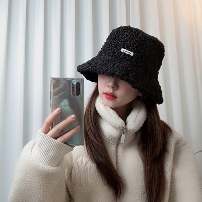 느와드코코 겨울 털 뽀글이 모델핏 오버핏 버킷햇 따뜻한 모자