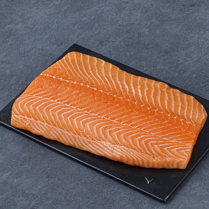 한번도 얼리지 않은 항공직송 생 연어, 600g, 1개