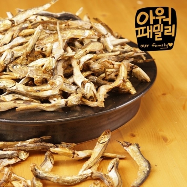 아워패밀리 참나무 훈연멸치 남해안 국멸치 육수용 국물용 훈제멸치, 1개, 참나무 훈연멸치 300g
