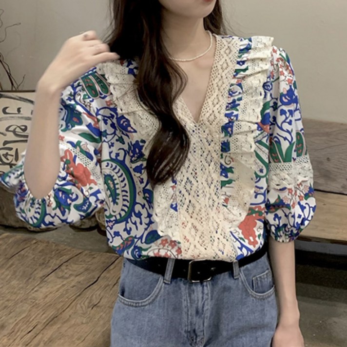 데일로엔 여성 패턴 레이스 포인트 반팔 블라우스