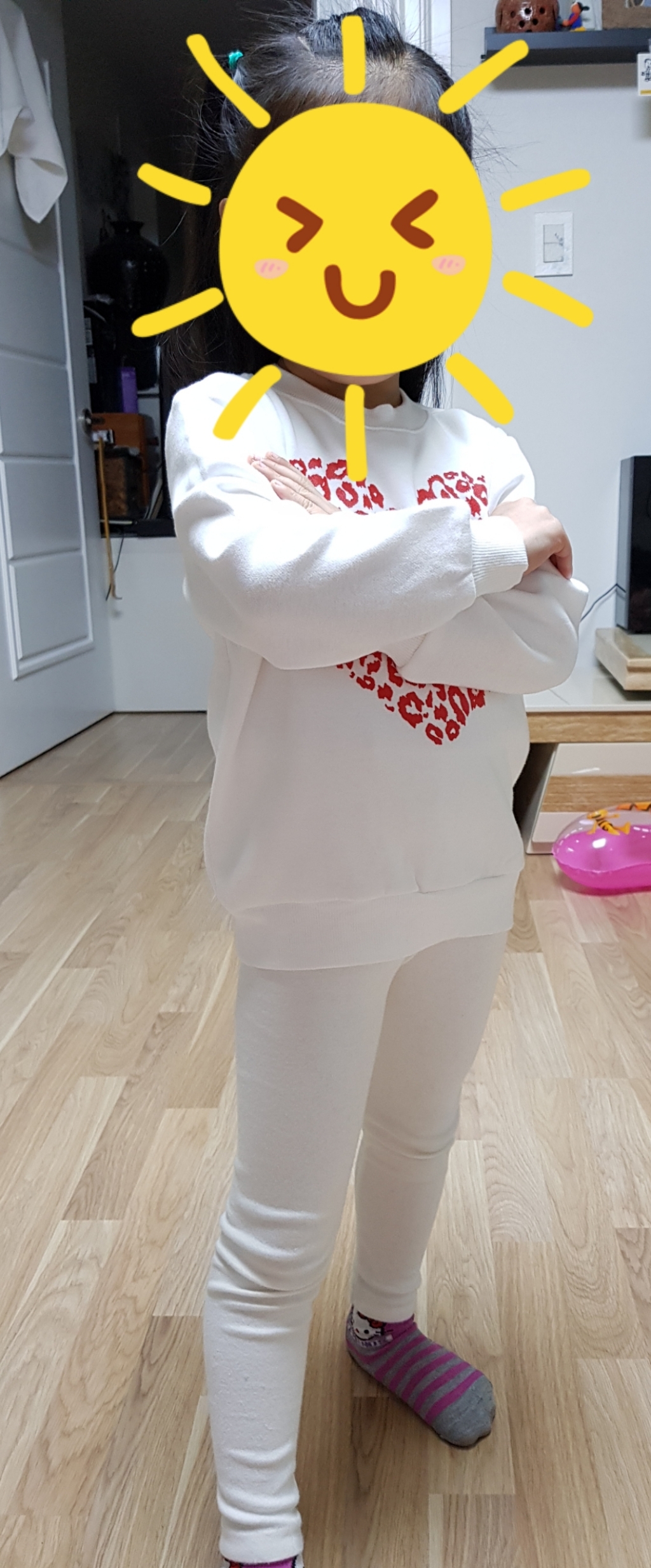 뉴욕꼬맹이 피하트 특기모맨투맨 티셔츠