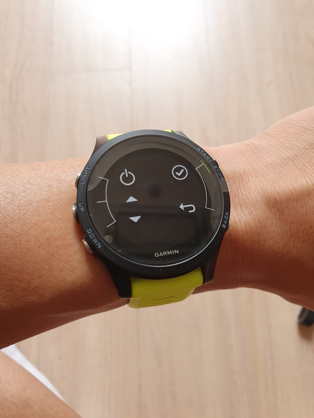 가민 Forerunner 935 스마트 워치
