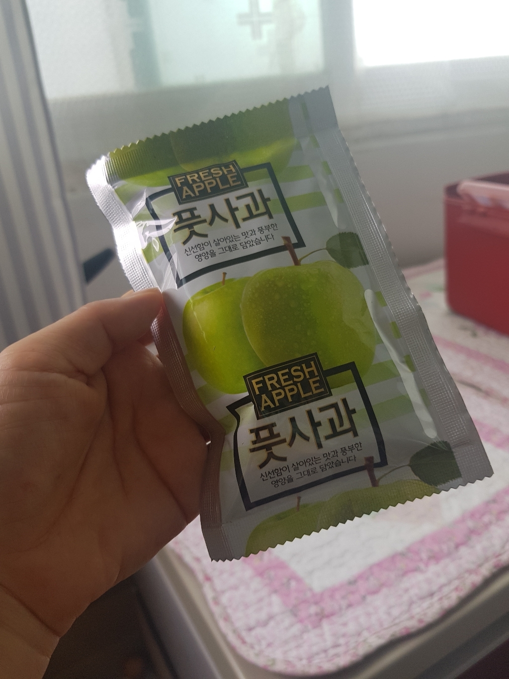헬스앤푸드 풋사과만 통째로 착즙한 국내산 풋사과즙 50봉 리뷰후기
