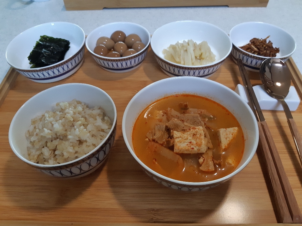 벨루즈카사 임페리얼 4인조 홈세트