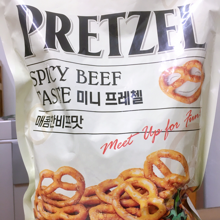 삼진 미니 프레첼 매콤한비프맛 리뷰후기