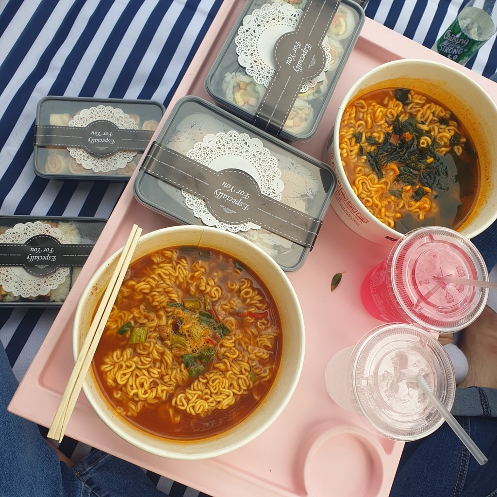 피크닉하우스 내열 1칸 일회용 도시락 블랙 원형 도일리 블랙원 띠종이 리뷰 후기
