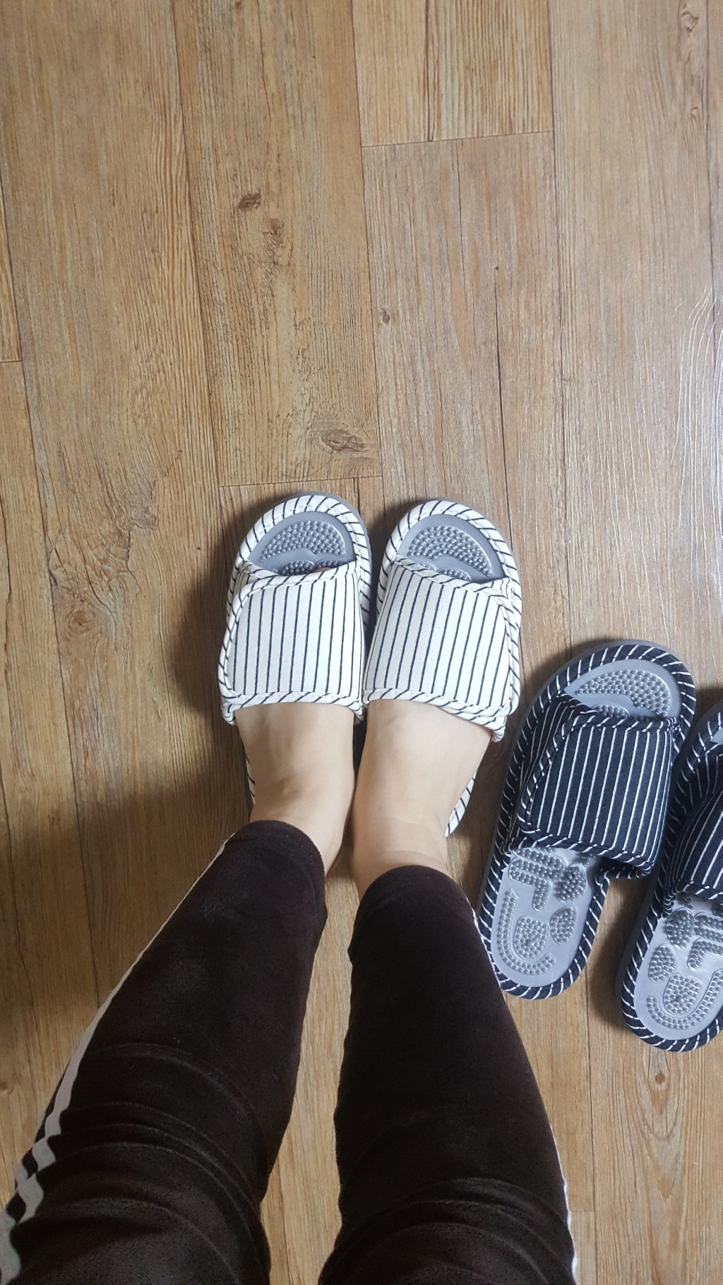 스위트홈 SH 마크지압 거실화 리뷰후기