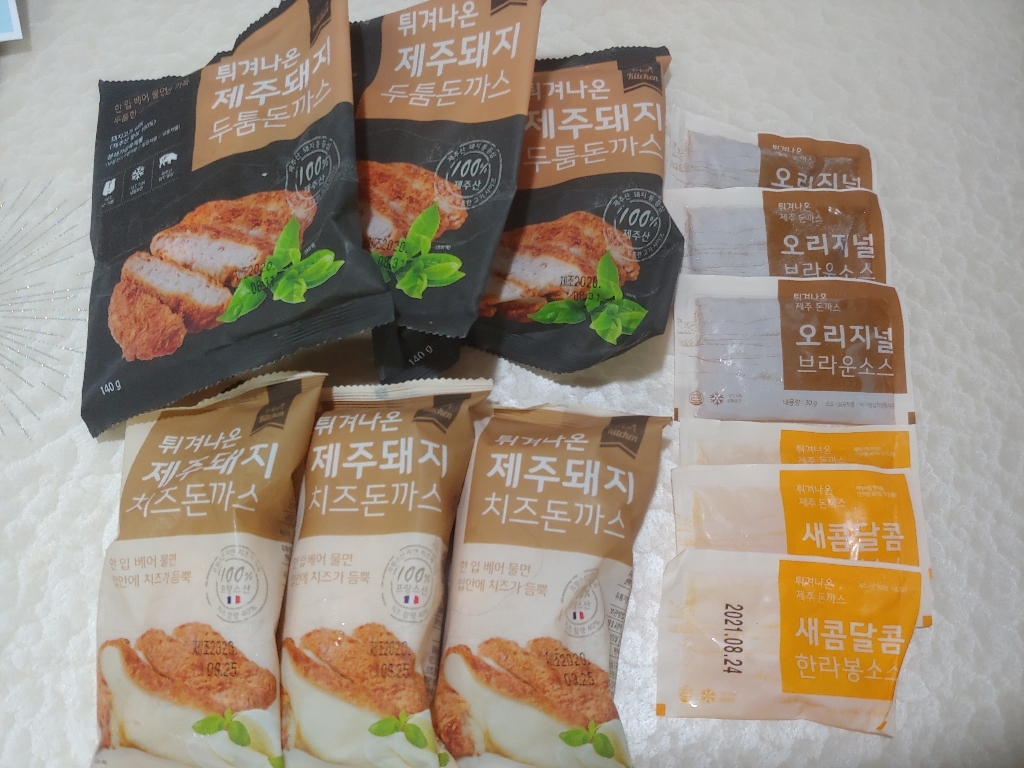 튀겨나온 제주돼지 치즈돈까스 두툼돈가스