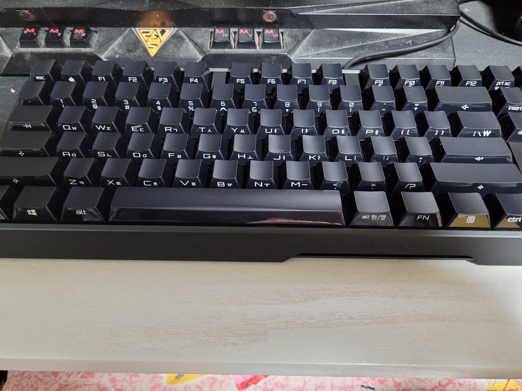 CHERRY X BOARD 30S 기계식 유선키보드 높이조절 고무패드
