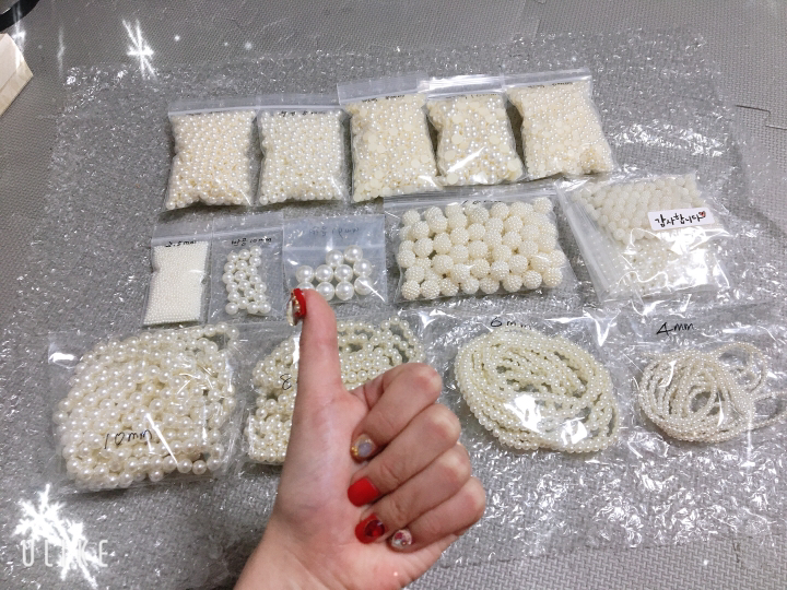 친환경 소재 산딸기모양진주알 오도독 직공진주 4가지 사이즈 악세사리 DIY만들기 재료 진주알 부자재 리뷰후기