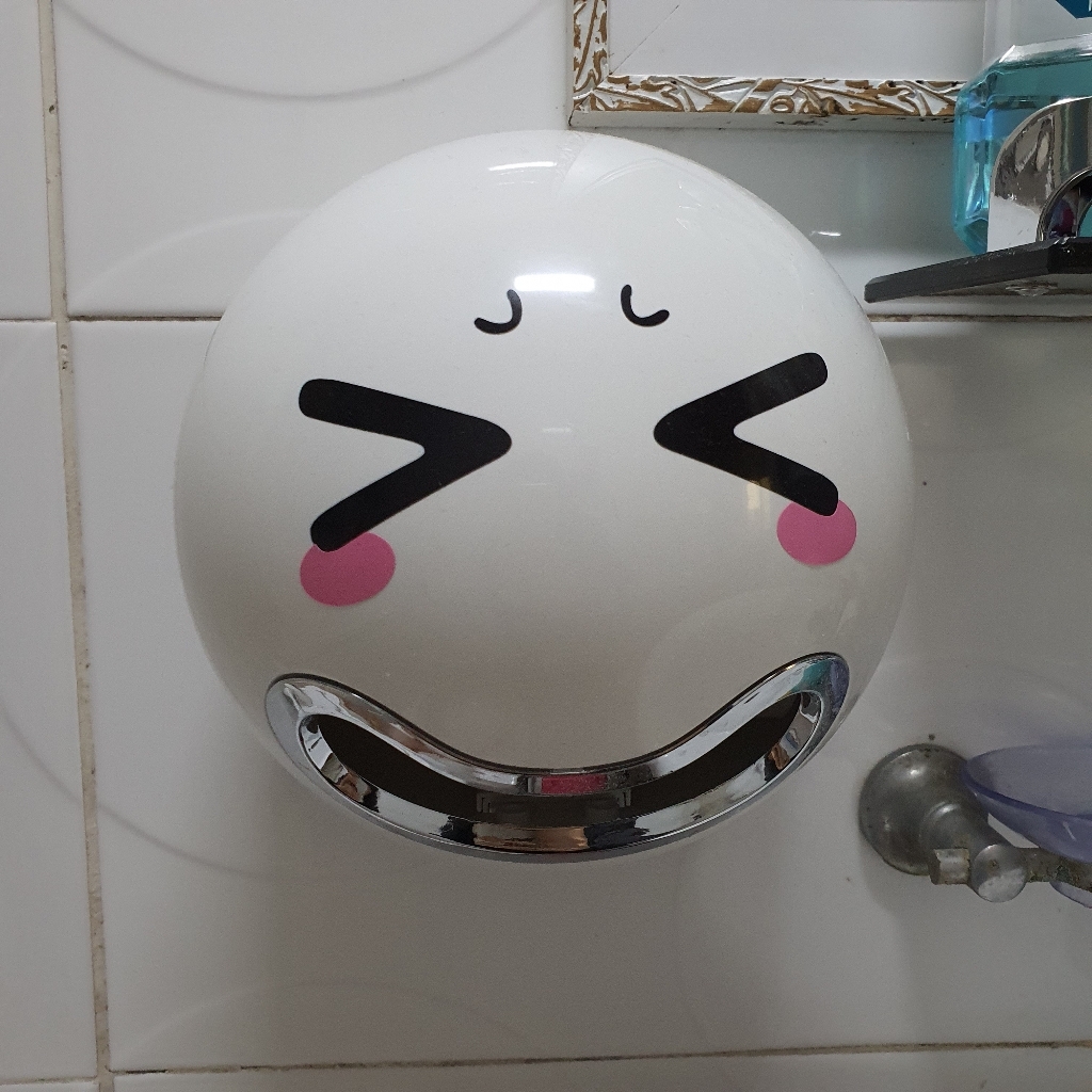 볼빨간 화장실 휴지걸이