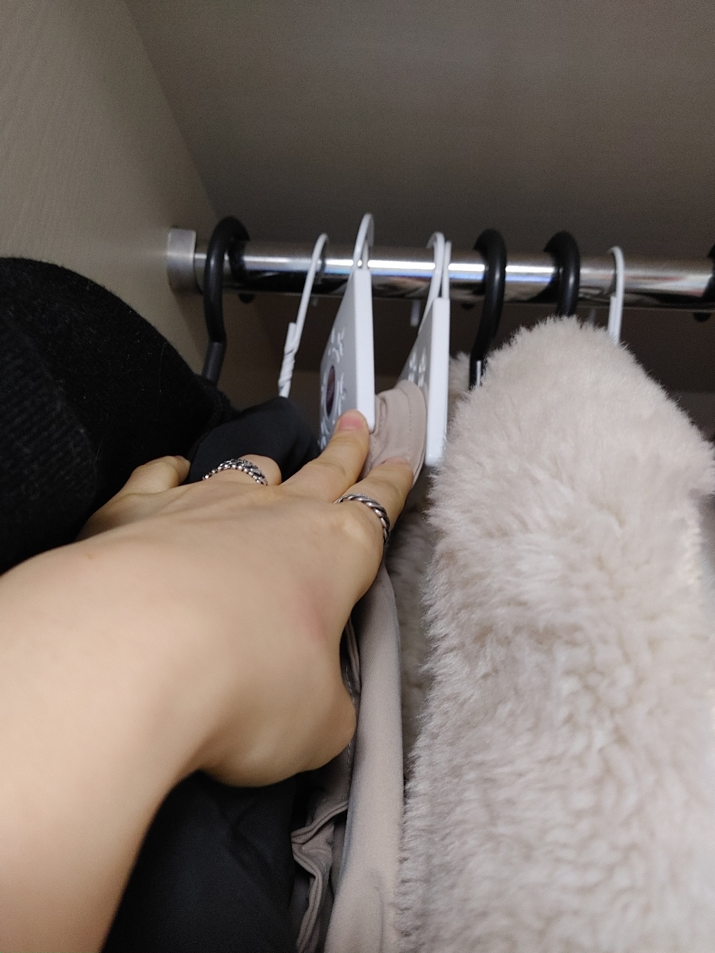 허브스토리 아로마 옷장탈취제 후로랄향 리뷰 후기