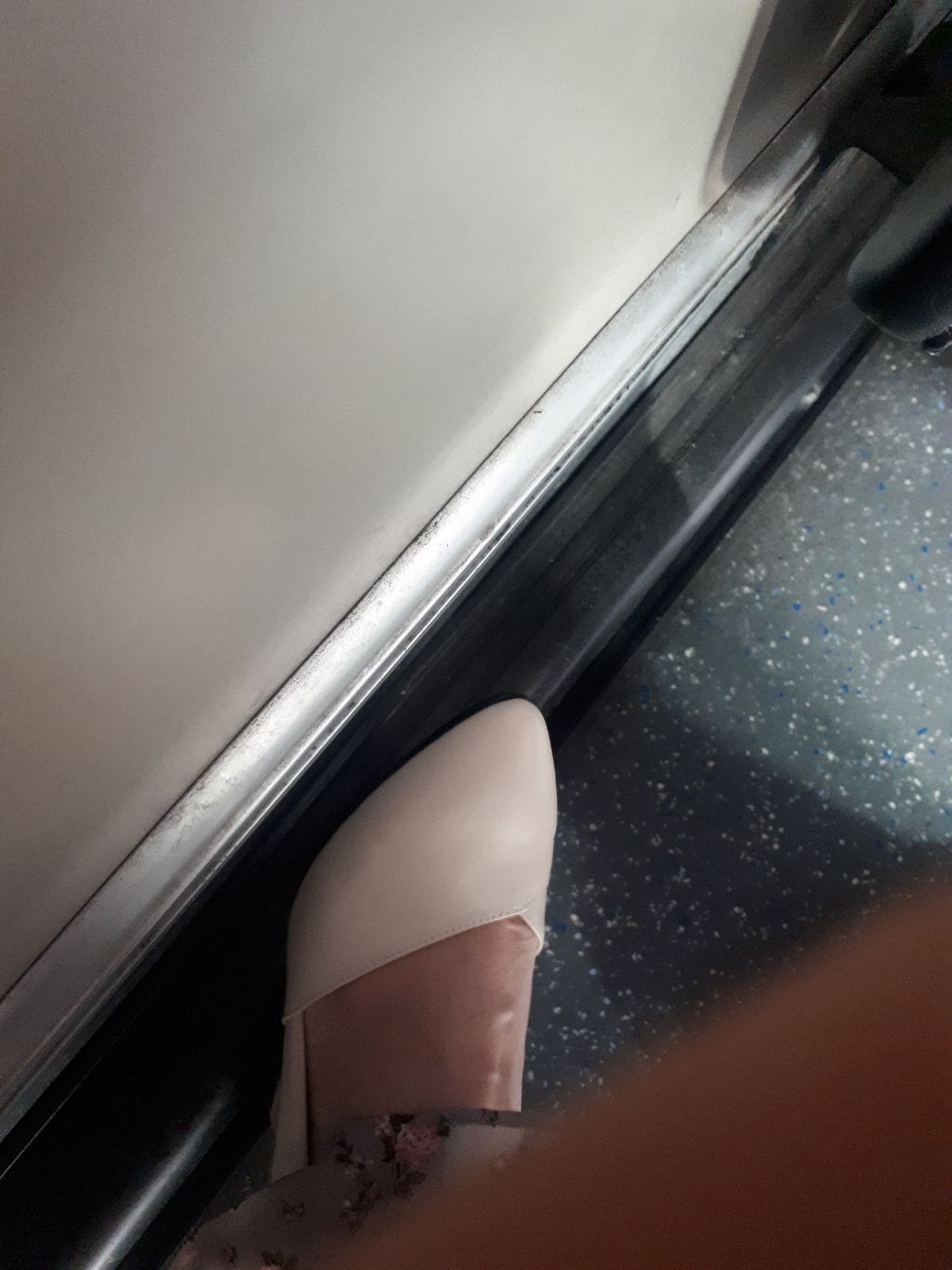 보가 로이방 ss2462-1 펌프스