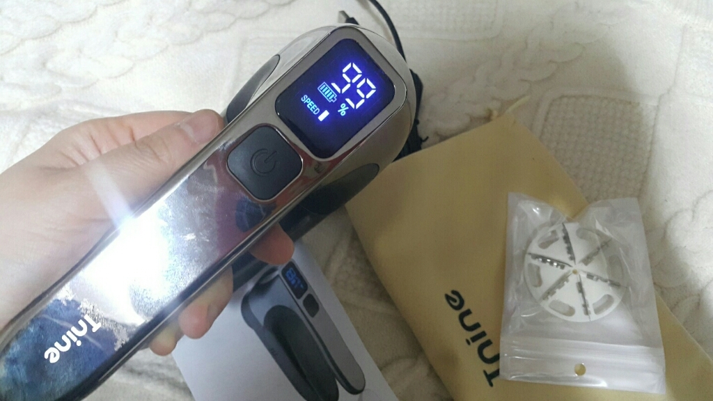 티나인 세탁소용 충전식 전기식 보풀제거기 TN-4000 보관용 파우치 리뷰후기