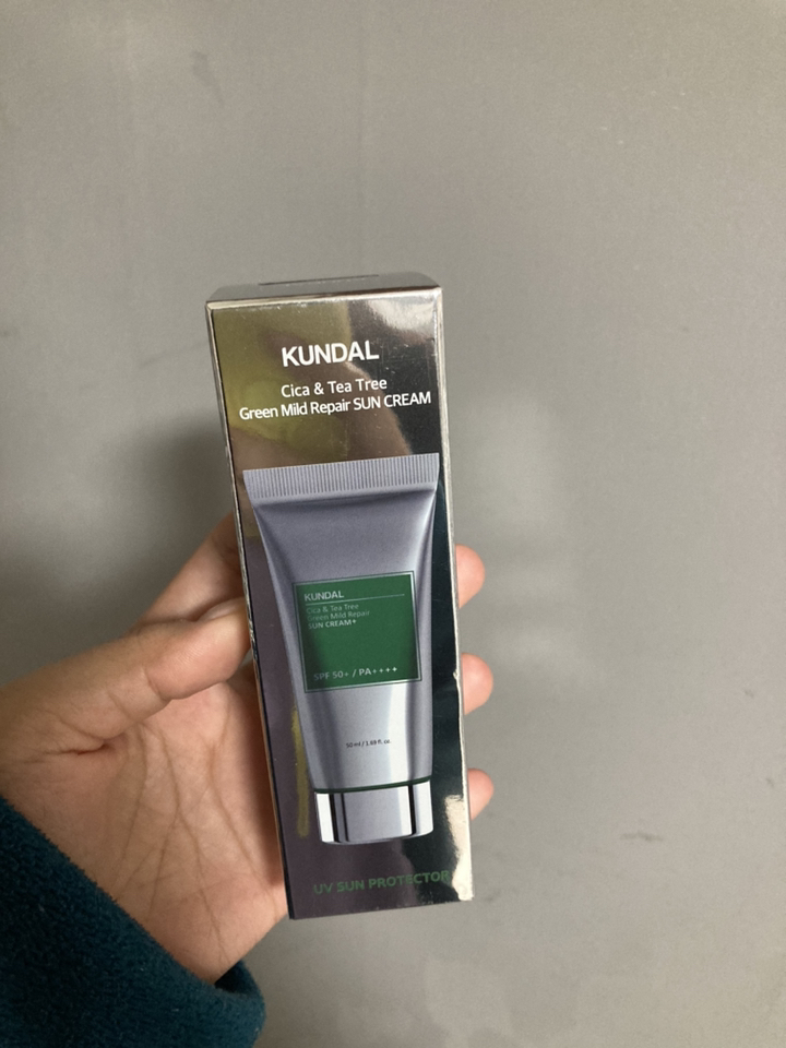 쿤달 리페어 무기자차 선크림 SPF50 PA 리뷰후기