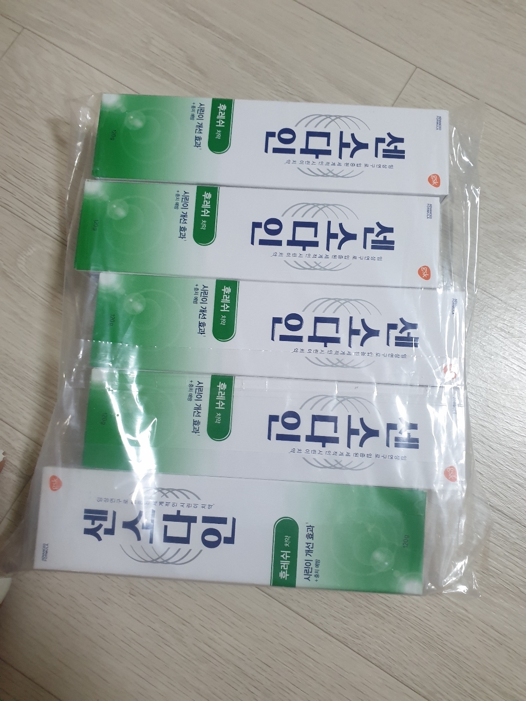 센소다인 후레쉬 치약
