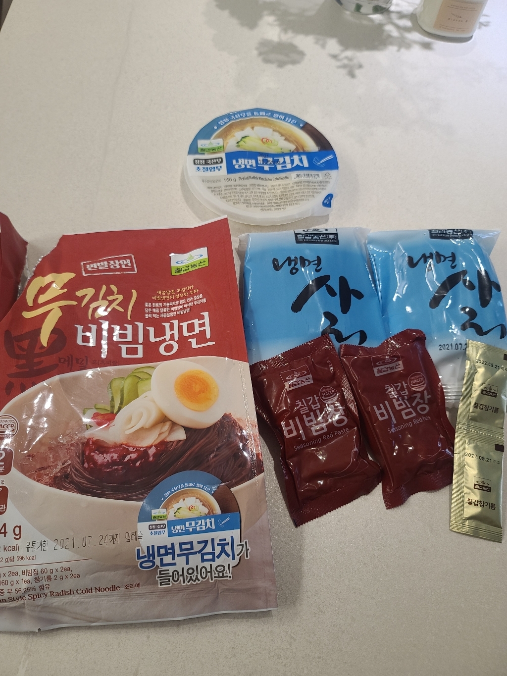 칠갑농산 무김치 비빔냉면