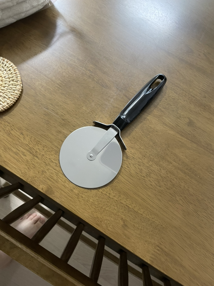 자이언트 피자커터 길이 지름