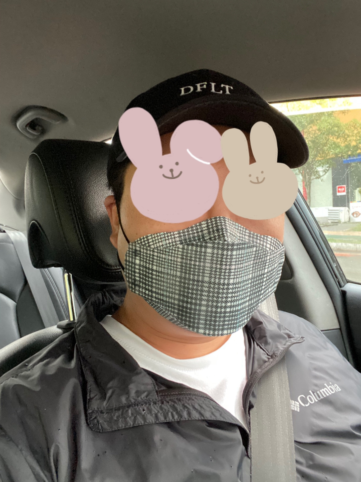 [쿠팡단독초특가]디자인패션황사방역용마스크대형 연예인 스테디셀러 체크 패턴 스타일 패션 커플아이템 대형 컬러 명품 방역용 헬스 향균 겨울 방한 국산