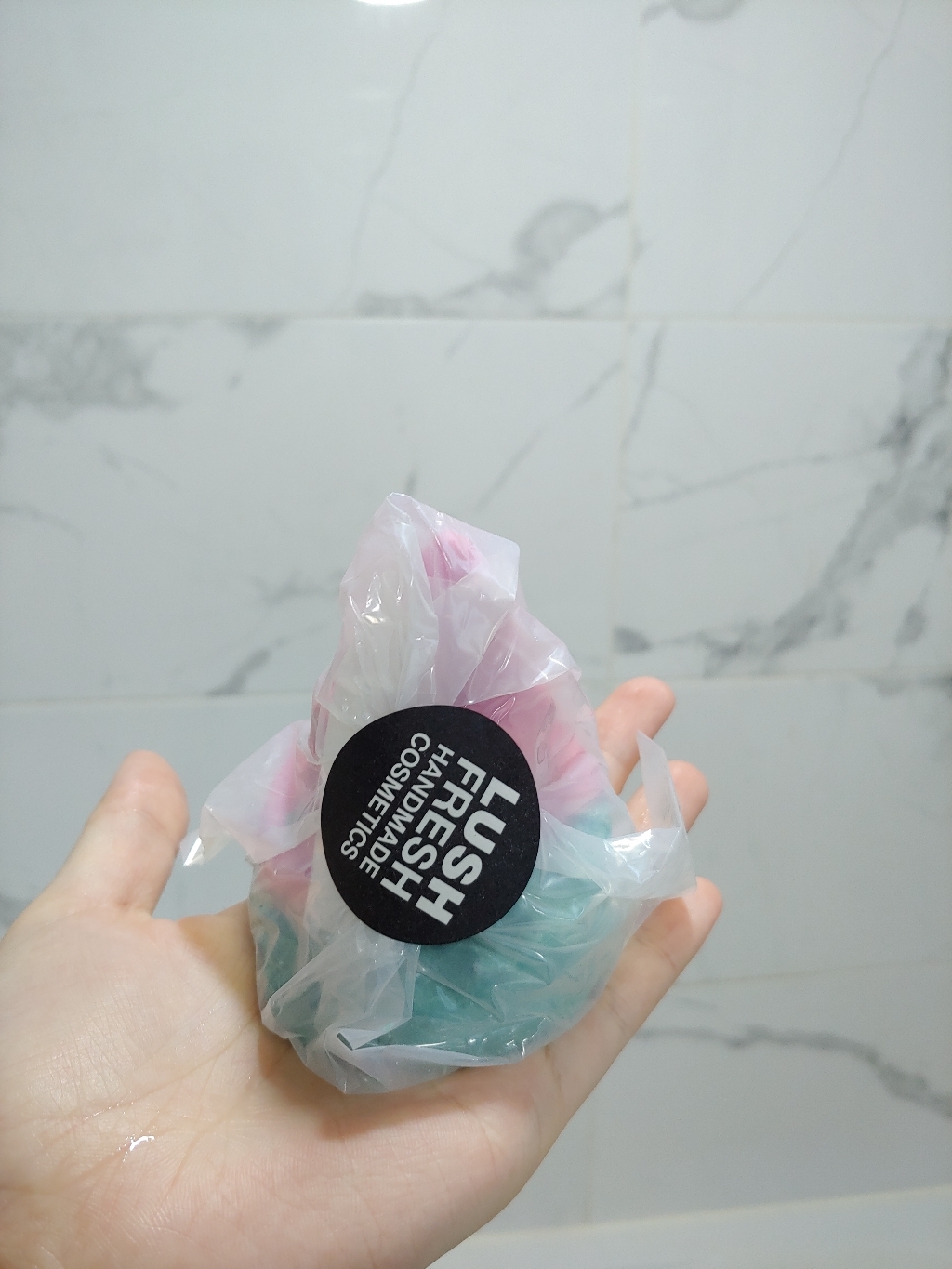 러쉬 캐슬 인 더 클라우즈 버블 바 입욕제 리뷰후기