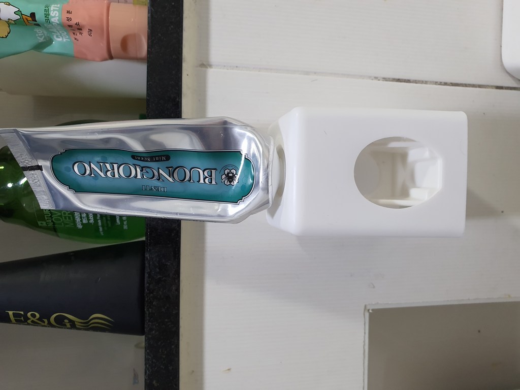 ASE 칫솔꽂이 칫솔거치대 치약 욕실 화장실 치솔 걸이 규조토 케이스 칫솔통 실리콘 양치컵 스텐 홀더