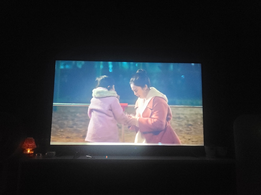 [해커] 55인치 스마트 넷프릭스 티비 삼성패널 UHDTV 리뷰 후기