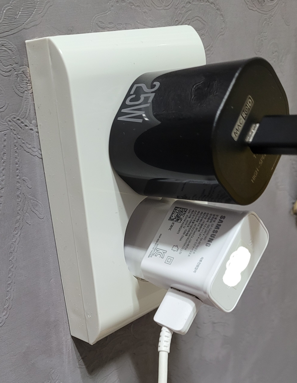 DD45 맥로이드 25W PD PPS 급속 초고속충전기 C타입 8핀 아이폰 휴대폰 충전기 리뷰후기