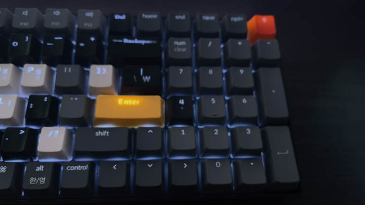 키크론 K4V2 WHITE ED 블루투스 무선 기계식 키보드 핫스왑 청축