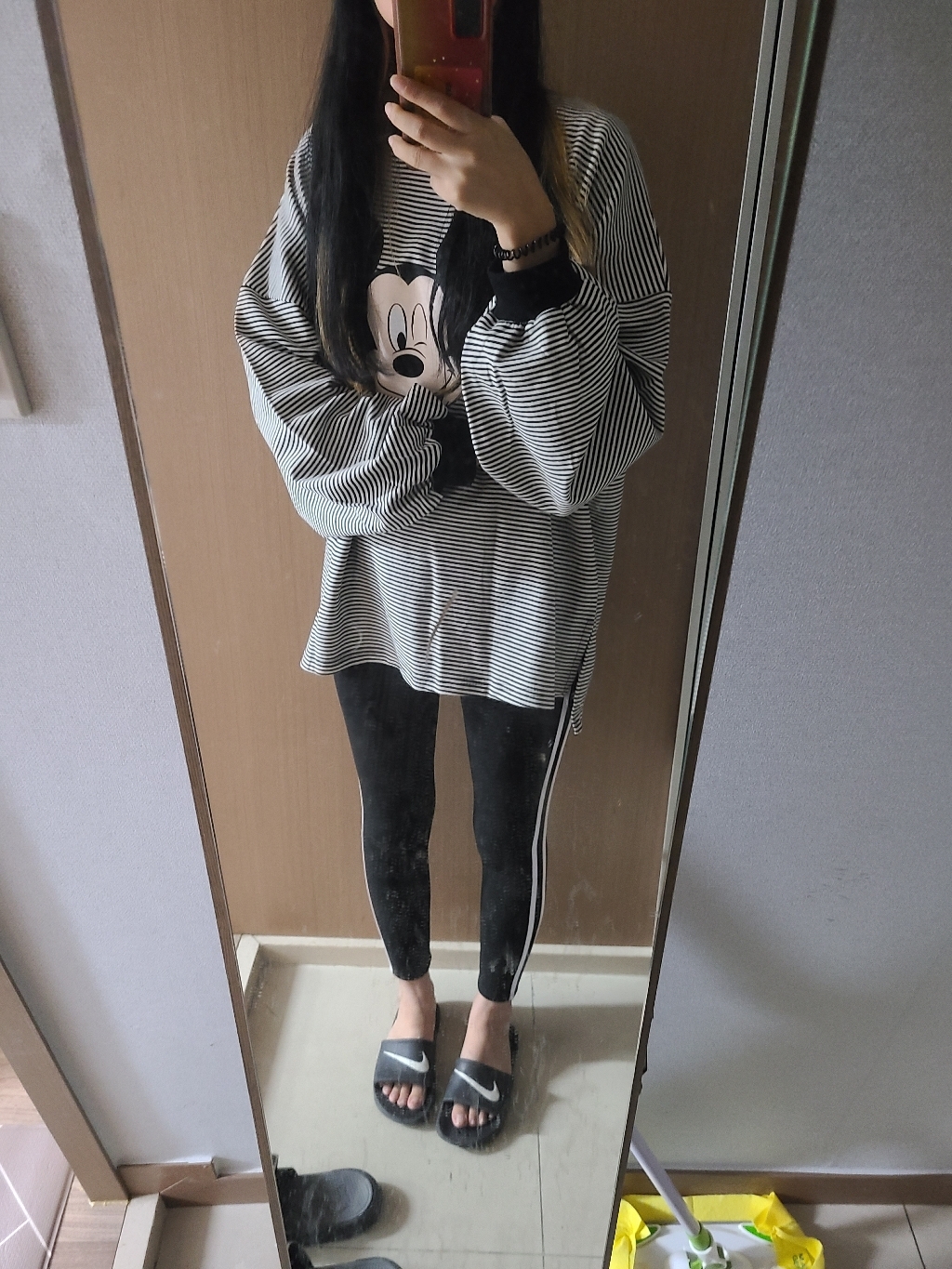 이힝 윙크 미키 봄 스트라이프 루즈핏 롱티셔츠 긴팔 티셔츠