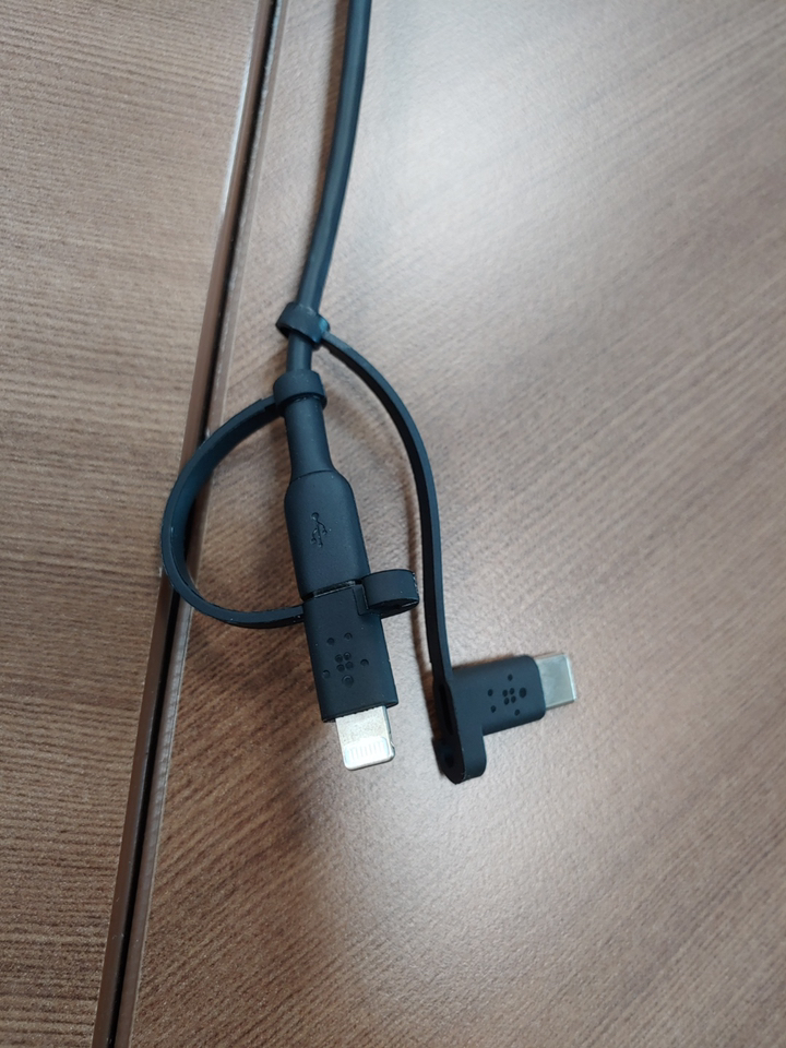 벨킨 부스트업 3in1 USB A타입-C타입 라이트닝 마이크로 5핀 충전 케이블 CAC001btBK