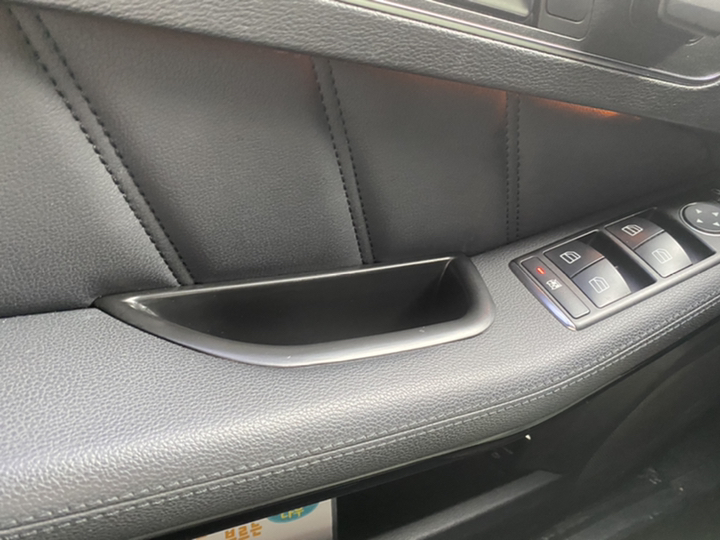 카포카 벤츠 E클래스 E220 E300 W212 도어 손잡이 수납포켓 2개1세트