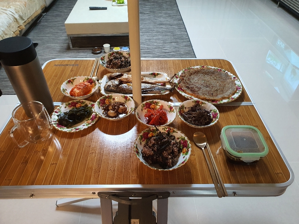 아이두젠 접이식 캠핑 테이블 파라솔 패키지