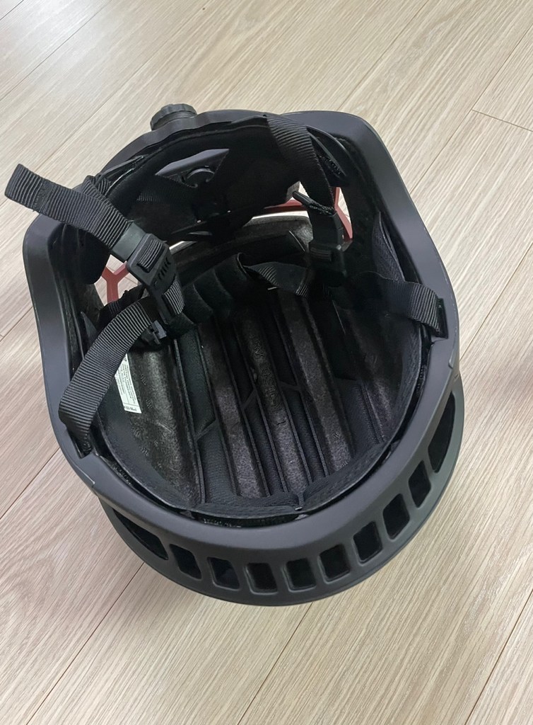 크랭크 ENETIC 자전거헬멧