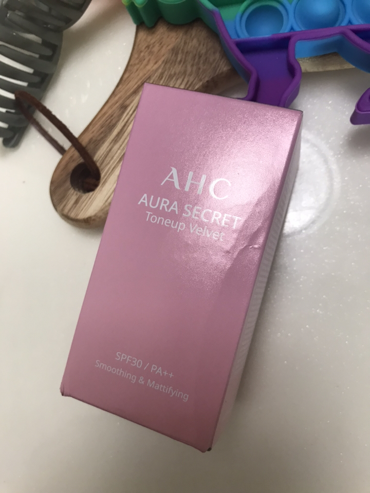 AHC 아우라 시크릿 톤업 벨벳 메이크업 베이스