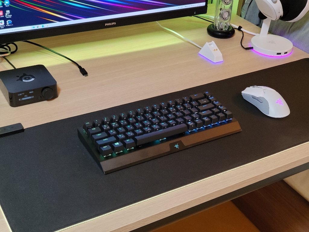 Razer Backwidow V3 ini HyerSeed inear KR 무선키보드
