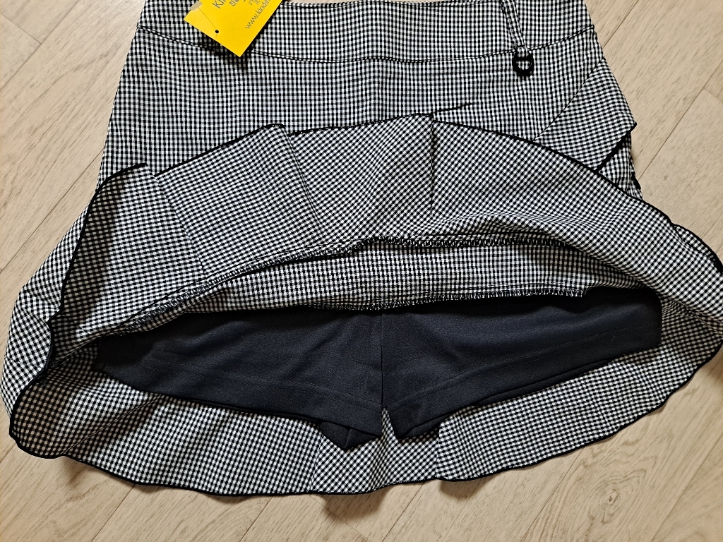 YF-16 프릴 A라인 공주 깨꼬방 블랙 화이트 랩스커트 치마바지 빅사이즈 여성 스포츠웨어 리뷰후기