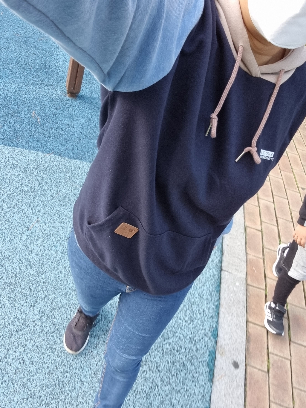 블루포스 남녀공용 라엔티후드티 베이직 커플 긴팔티셔츠 단체복 가족티 후드티