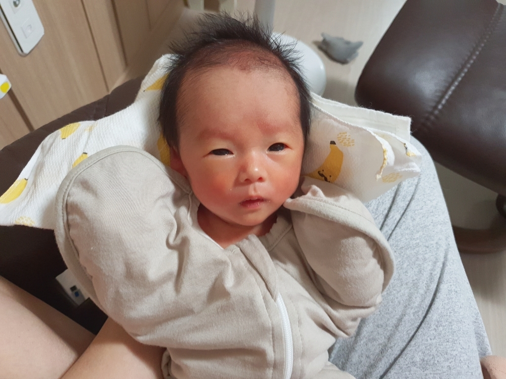 썬데이허그 나비잠 스와들 신생아 속싸개