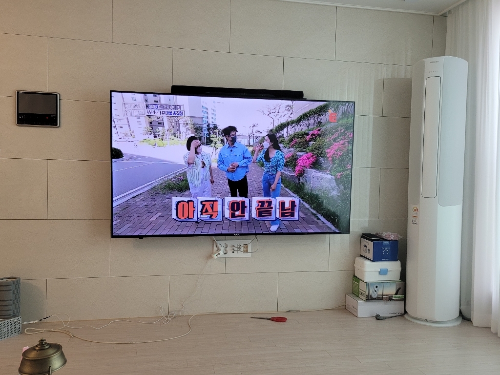 와사비망고 4K UHD QED TV