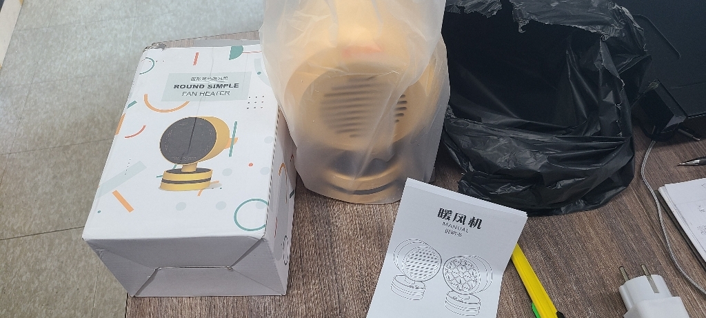 뉴이즈 마카롱 미니 온풍기 500W