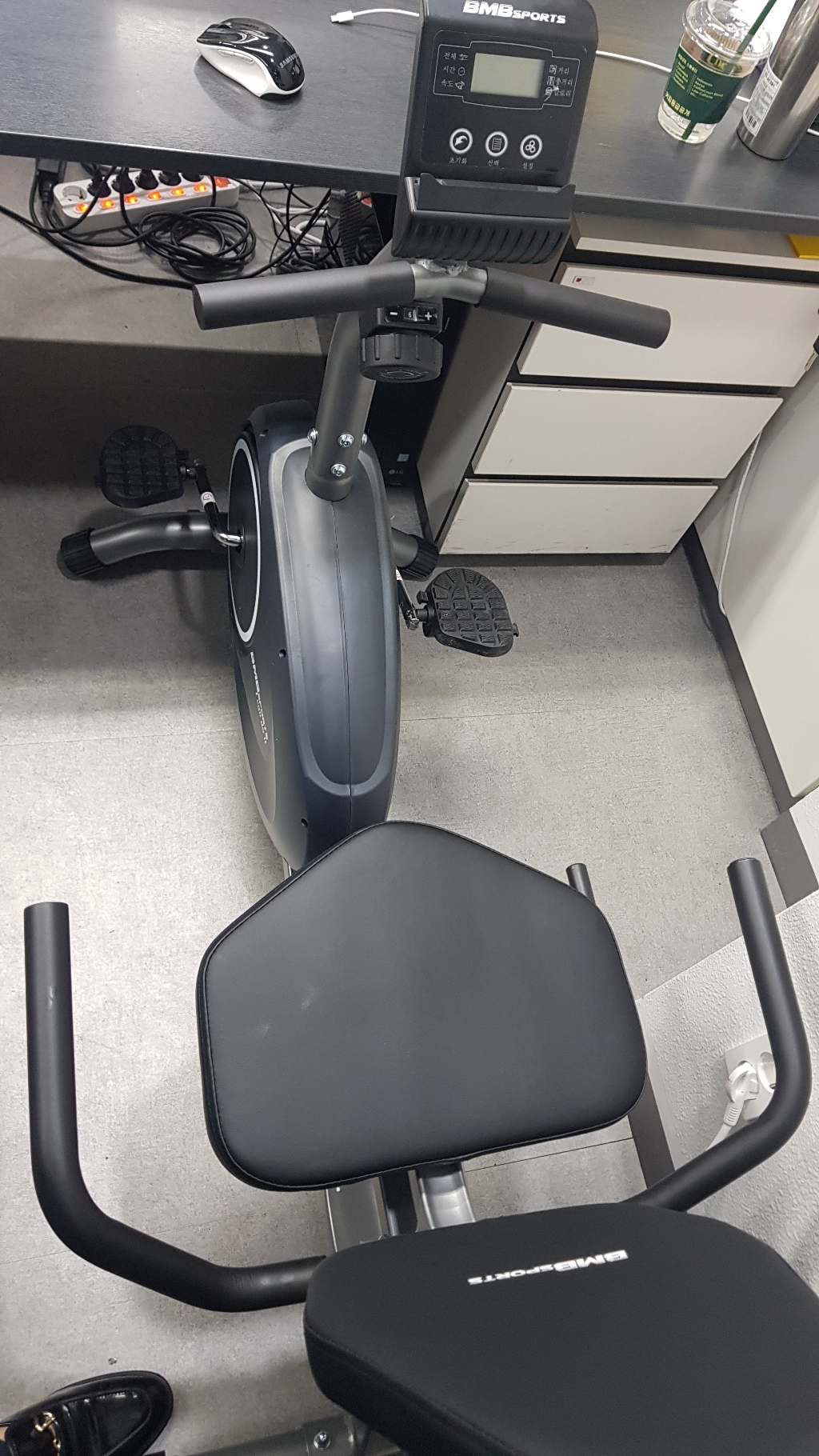 비앰비스포츠 좌식 실내자전거 실내사이클 가정용자전거 BSI-S117