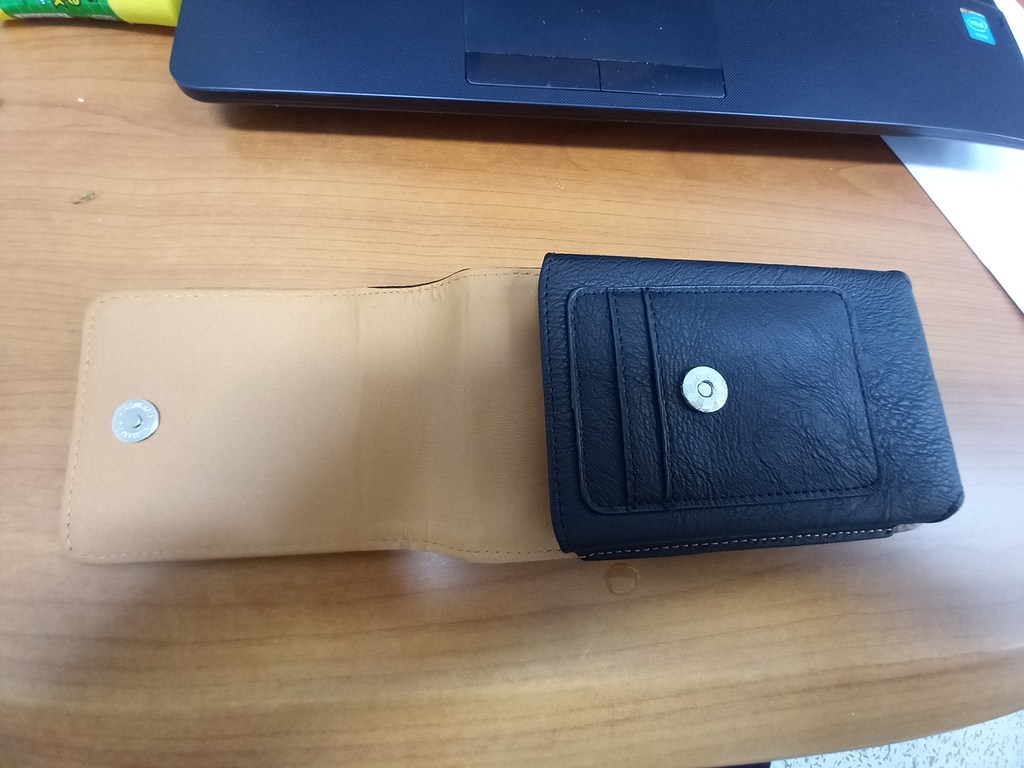 옆구리에 차는 이클 휴대폰 케이스 벨트 휴대폰케이스 EC-C-1