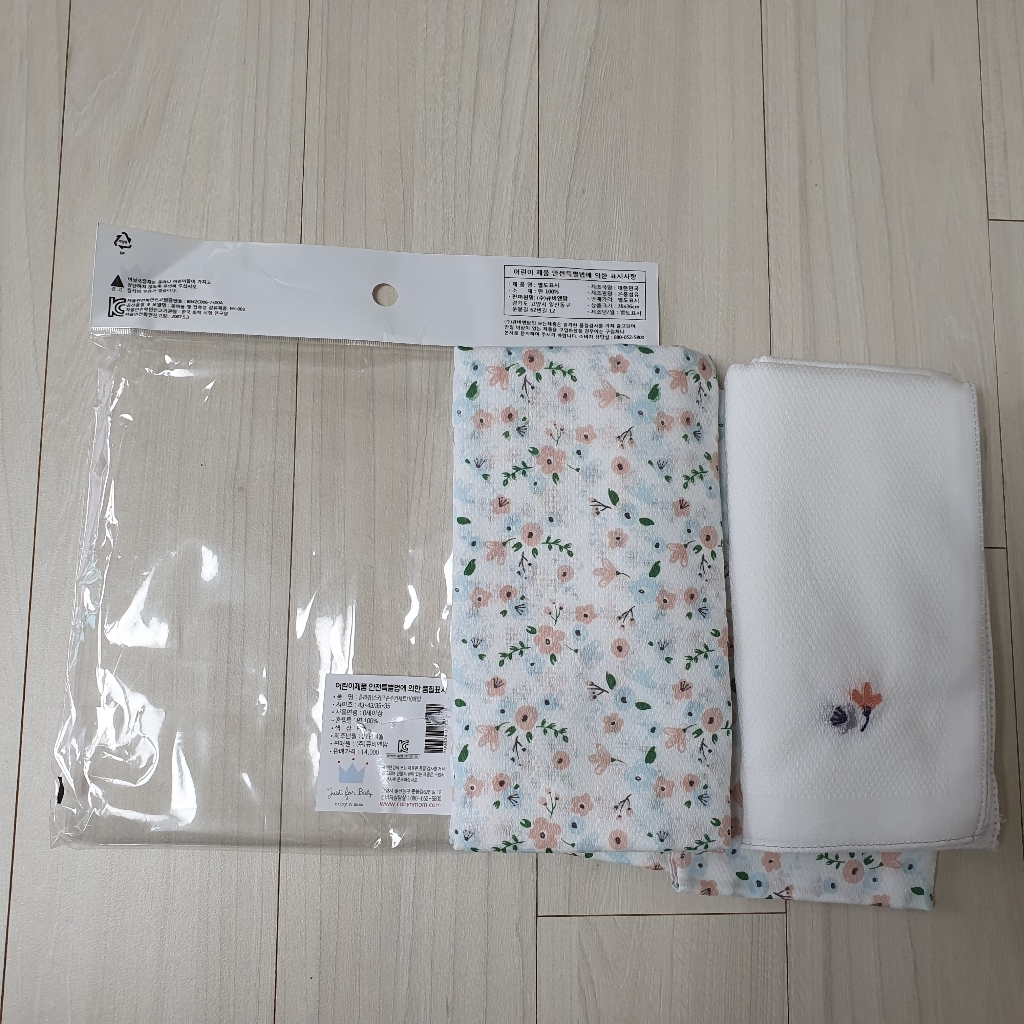 큐비앤맘 플라워 스카프 손수건