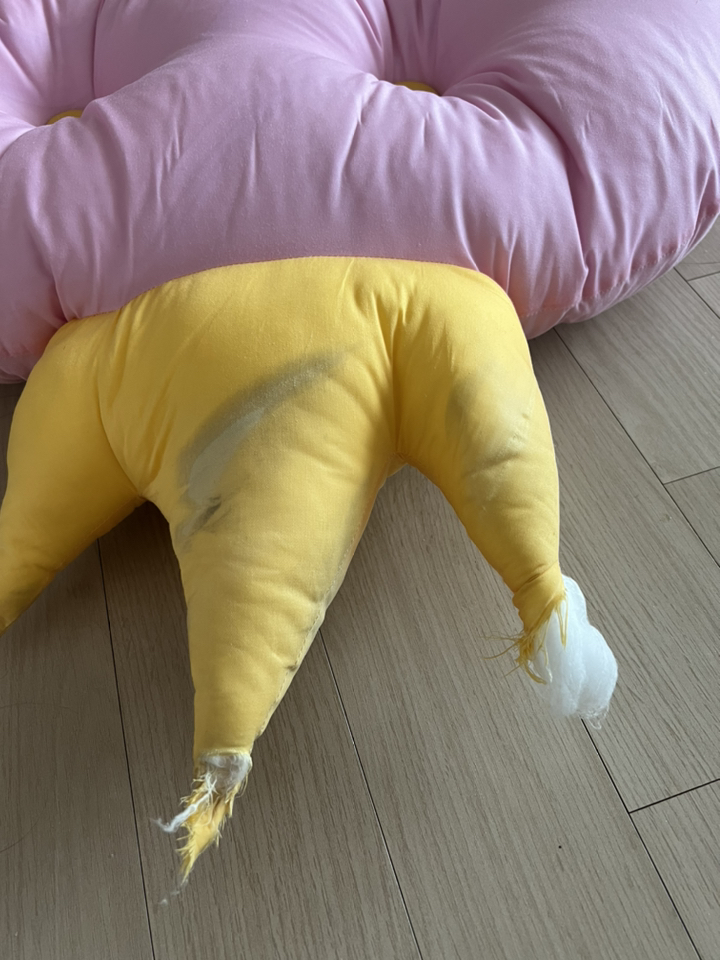 까나베나 대형 왕관 헤드쿠션 솜