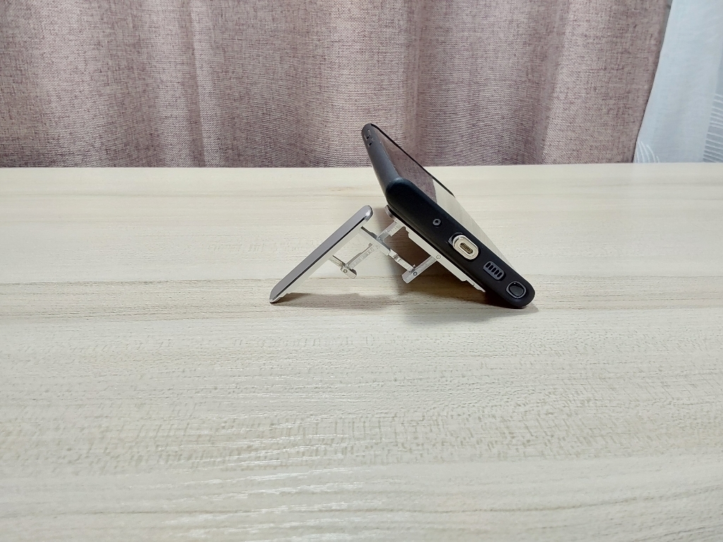 일상나눔 메탈 휴대폰 거치대